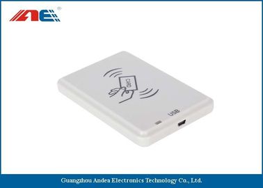 Mały przenośny czytnik RFID USB ISO 15693 ISO 14443A / B ISO 18000 - Czytnik 3M3 NFC